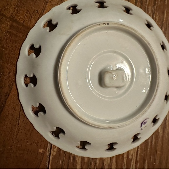 Small Plate with fruit basket cherries apples - Picture 3 of 4